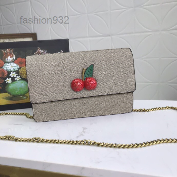 Evening Bags Shoulder Bags Women Handbag Crossbody Messenger Classic Flap Purses Brown Leather Metal Chain Fashion Wallet 1026
Evening Bags Shoulder Bags Women Handbag Crossbody Messenger Classic Flap Purses Brown Leather Metal Chain Fashion Wallet 1026