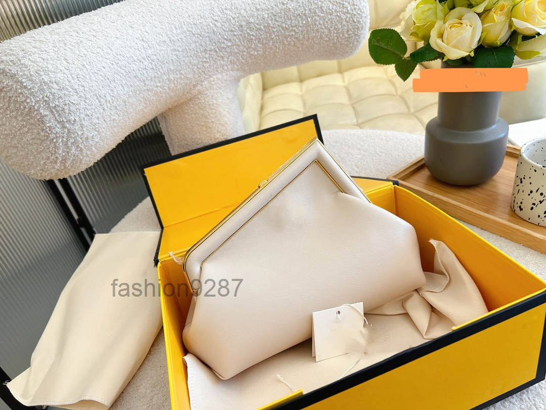 Designer bags F Leather bag Lady Woven handbag Luxury Purse 7A Quality Classic Shoulder Cross body fashion bags, F 8
Designer bags F Leather bag Lady Woven handbag Luxury Purse 7A Quality Classic Shoulder Cross body fashion bags, F 8
