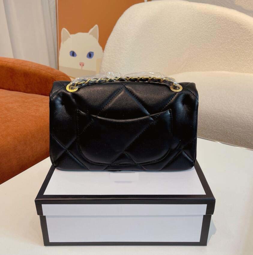 Shoulder Bags Top quality leather bag women's luxury designer Fashion letter shoulder High messenger Handbag outdoor high-end single diagonal cross bags, #0
Shoulder Bags Top quality leather bag women's luxury designer Fashion letter shoulder High messenger Handbag outdoor high-end single diagonal cross bags, #0