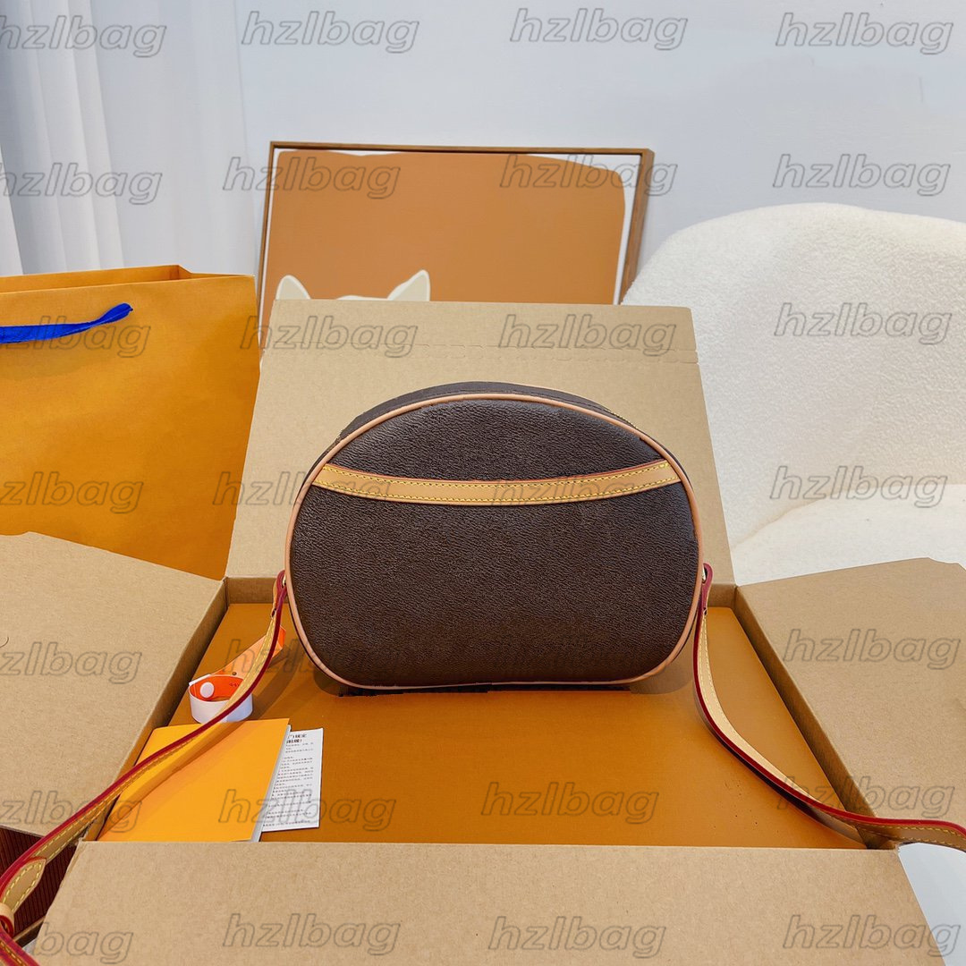 Vintage Fashion Bags Double Zipper Pull Women Crossbody Bag Designer Handbag Casual Tote Large Capacity Monograms bag Leather Ladies Shoulder Wallet, Color 01
Vintage Fashion Bags Double Zipper Pull Women Crossbody Bag Designer Handbag Casual Tote Large Capacity Monograms bag Leather Ladies Shoulder Wallet, Color 01