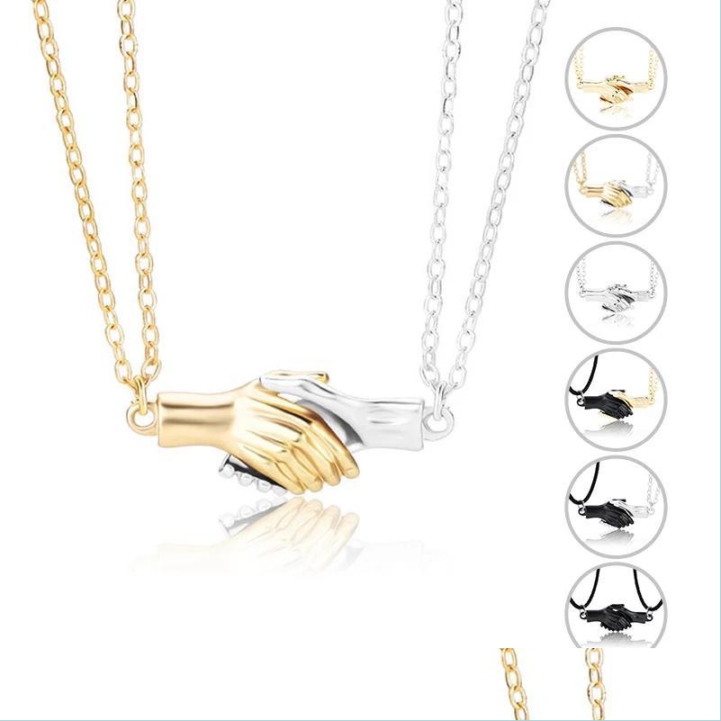 Pendant Necklaces Couple Magnet Attracts Handshake Necklace Men Women Fashion Palm Pendant Collarbone Chain Valentines Day Gift Drop Dh8Go