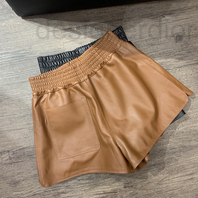 Women' Jumpsuits & Rompers designer European goods autumn and winter 2021 new leather lambskin Pocket Shorts elastic waist versatile slit wide leg pants women NDD3, 2# packing bag
Women' Jumpsuits & Rompers designer European goods autumn and winter 2021 new leather lambskin Pocket Shorts elastic waist versatile slit wide leg pants women NDD3, 2# packing bag