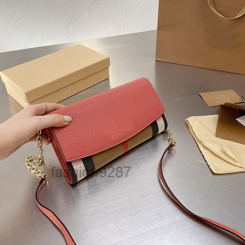 designer bags Chain Classic Bag Ladies Striped Flip Messenger Bags Quality Coin Card Wallet Practical And Durable Light Purse 2022 top quali
designer bags Chain Classic Bag Ladies Striped Flip Messenger Bags Quality Coin Card Wallet Practical And Durable Light Purse 2022 top quali