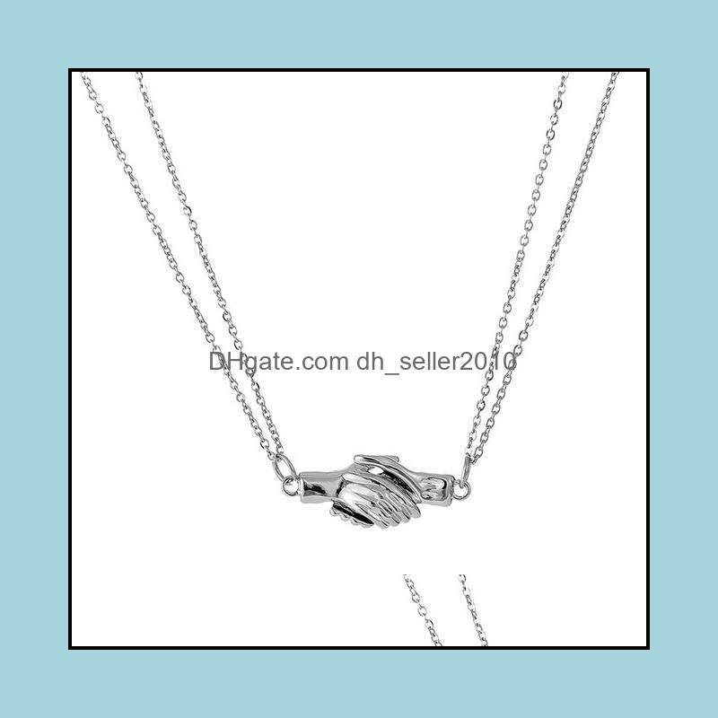 Pendant Necklaces Couple Magnet Attracts Handshake Necklace Men Women Fashion Palm Pendant Collarbone Chain Valentines Day Gift Drop Dh8Go