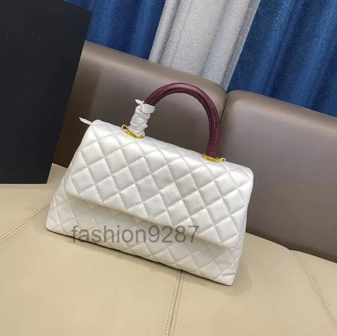 designer bags Lady bag Glitter co Totes Coral Pink Blue White Shimmer Quilted Bags Gold-Tone Metal Chain Hardware Handbag
designer bags Lady bag Glitter co Totes Coral Pink Blue White Shimmer Quilted Bags Gold-Tone Metal Chain Hardware Handbag