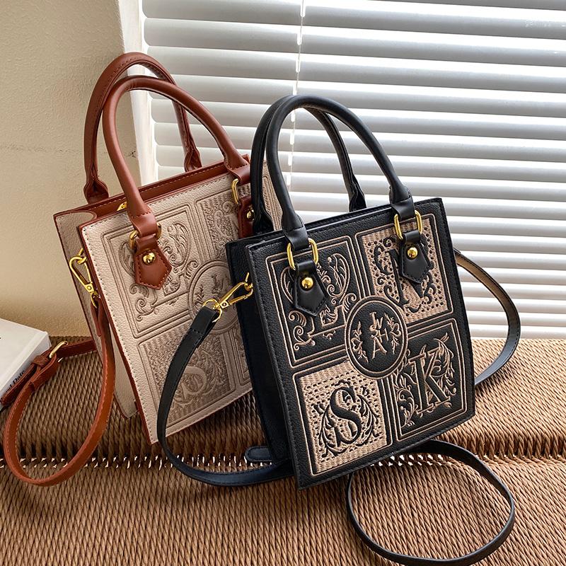 Luxury Designer Handbags For Women 2022 Trend Small Shoulder Female Pu Leather Fashion Single Messenger Quality, Black
Luxury Designer Handbags For Women 2022 Trend Small Shoulder Female Pu Leather Fashion Single Messenger Quality, Black