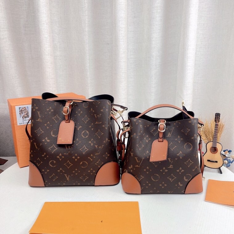 luxury designer Vintage totes bucket bag Purse women fashion Canvas Chain Large capacity Louiseity shoulder crossbody bags Viutonity printed handbag Backpack, You can look more picture
luxury designer Vintage totes bucket bag Purse women fashion Canvas Chain Large capacity Louiseity shoulder crossbody bags Viutonity printed handbag Backpack, You can look more picture