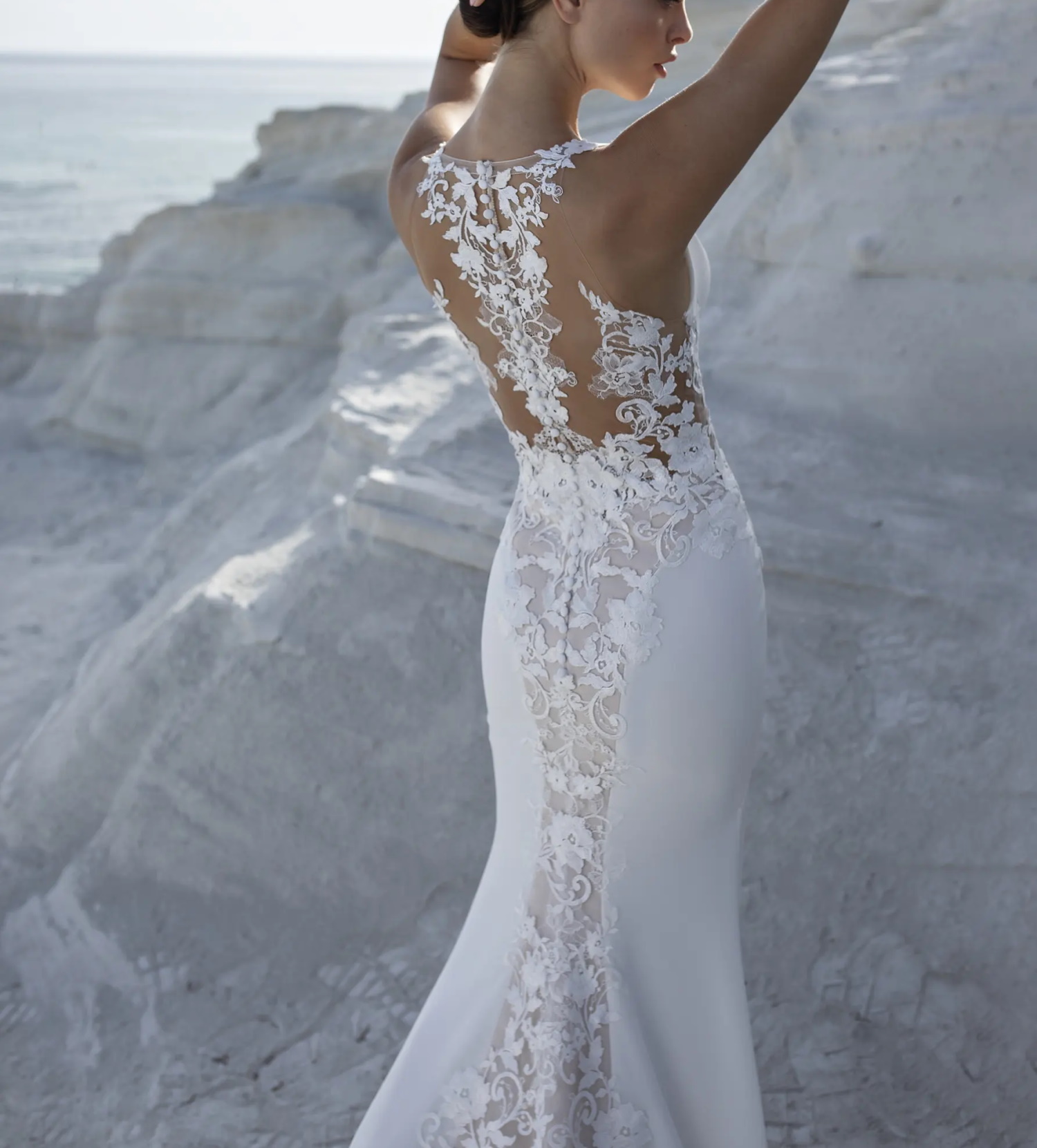 Sexy Beach Mermaid Wedding Dresses Deep V Neck Lace Applique Champagne Linings Court Train Bohemian Bridal Gowns Custom Made