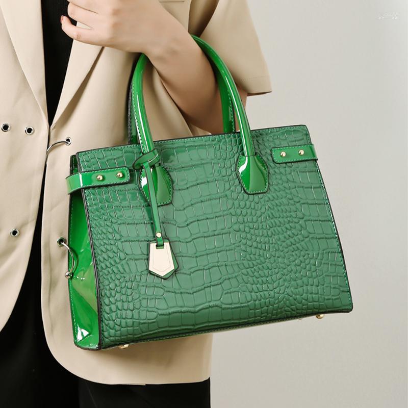 Evening Bags Women Fashion Designer Luxury Tote Bag 2022 Leather Ladies Shoulder Vintage Stone Pattern Handbag Vip Trendy Purse, Black
Evening Bags Women Fashion Designer Luxury Tote Bag 2022 Leather Ladies Shoulder Vintage Stone Pattern Handbag Vip Trendy Purse, Black