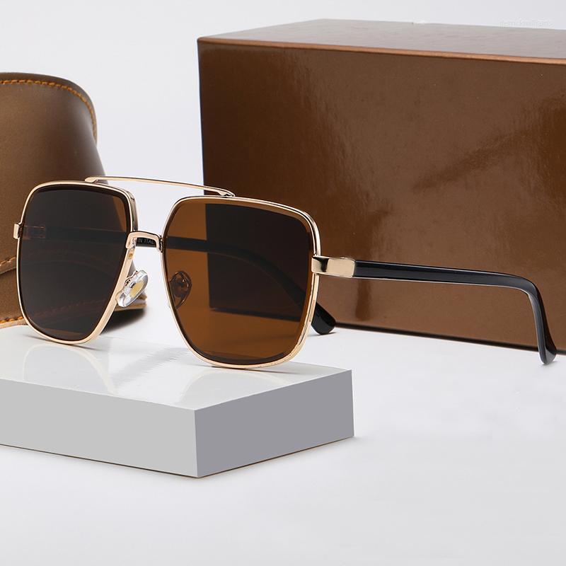 Sunglasses Designer Women High Quality Square Metal Frame Sun Glasses Men Eyewear Female Gafas
Sunglasses Designer Women High Quality Square Metal Frame Sun Glasses Men Eyewear Female Gafas