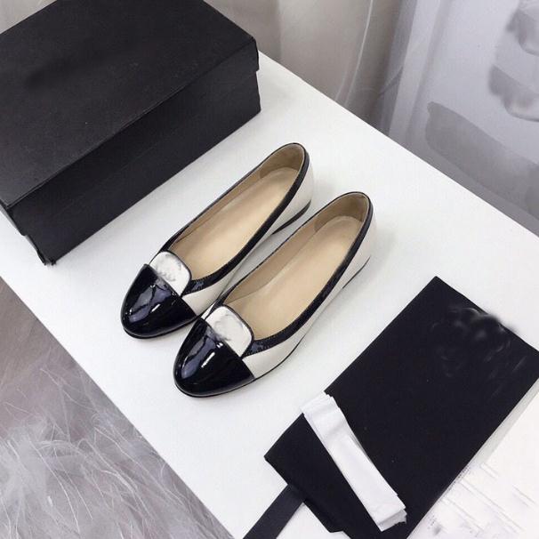 Luxury Designer Women's Flat Leather Shoes New Vacation Black White Piece Pump Round Toe Banquet Wedding Ladies Mary Jane Ballet Shoes
Luxury Designer Women's Flat Leather Shoes New Vacation Black White Piece Pump Round Toe Banquet Wedding Ladies Mary Jane Ballet Shoes