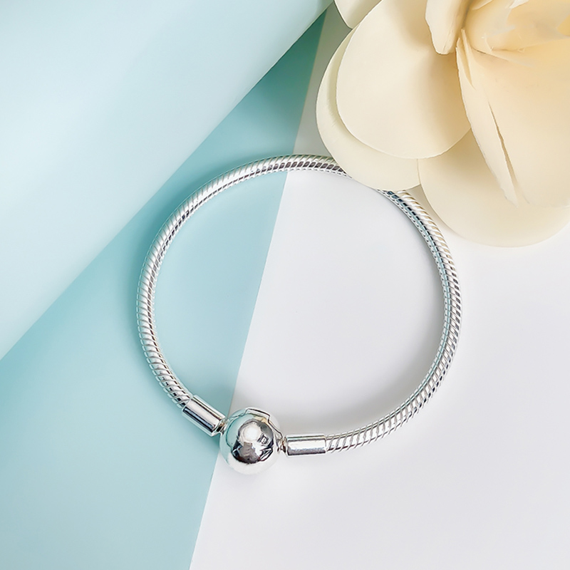 Authentic Sterling Silver Ball Clasp Charm Bracelets Boy Girls Fashion Party Jewelry with Original Box Set For pandora Snake Chain Charms Bracelet
Authentic Sterling Silver Ball Clasp Charm Bracelets Boy Girls Fashion Party Jewelry with Original Box Set For pandora Snake Chain Charms Bracelet