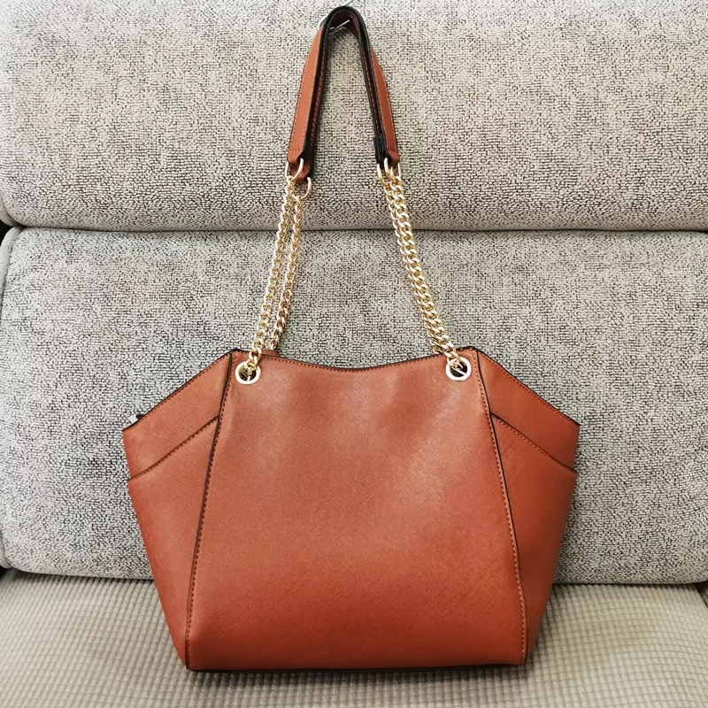 brand Designershandbags women shoulder bags with wallet female mother package composite bag pu leather purse lady totes 8898, As picture
brand Designershandbags women shoulder bags with wallet female mother package composite bag pu leather purse lady totes 8898, As picture