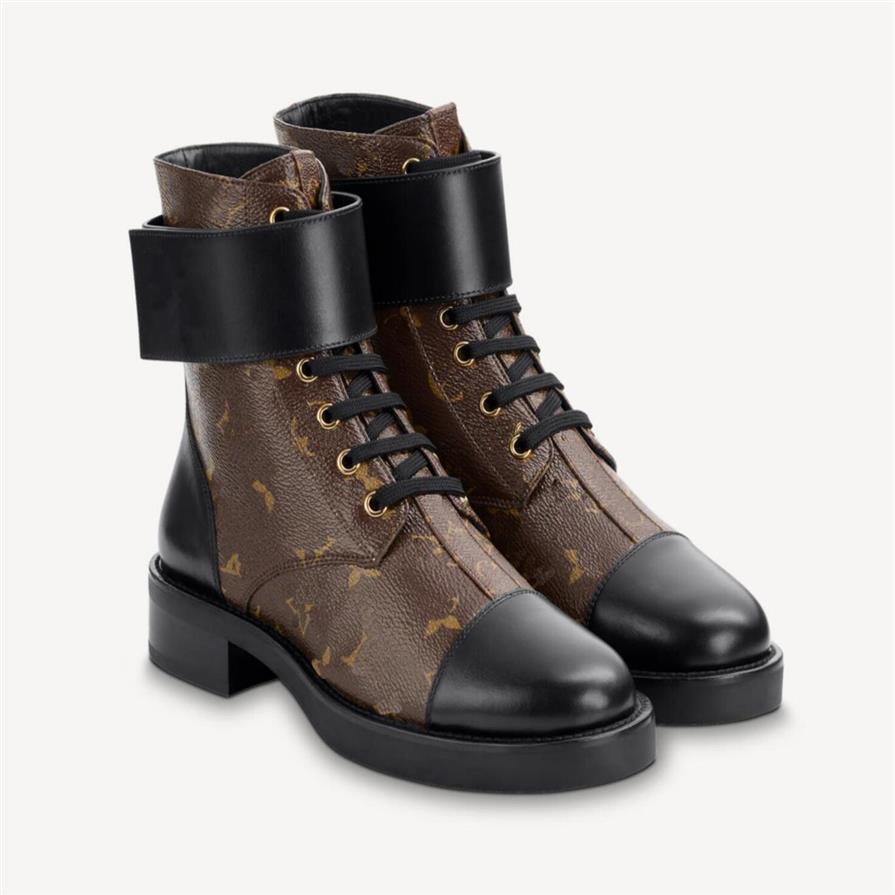 Women Leather Ankle Boot Wonderland Ranger Designer Lady Buckle Canvas Strap Lace-up Rubber Outsole Flat Booties size 35-41308c, 1#
Women Leather Ankle Boot Wonderland Ranger Designer Lady Buckle Canvas Strap Lace-up Rubber Outsole Flat Booties size 35-41308c, 1#
