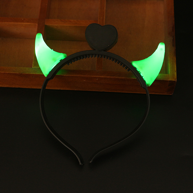 Hair Accessories 24pcs Light up Devils LED Horns Headband Accessory Kids Adult Cosplay Birthday Party Wedding Festival Halloween Christmas 220909