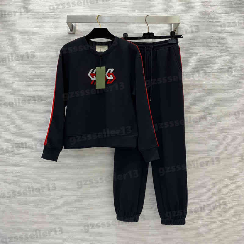 Two Piece Sets Women Tracksuits Jogging Suit Luxury Designer Letter Embroidered Pullover Sweatshirtsand And Elastic Waist Drawstring Sweatpants Suit 0912
Two Piece Sets Women Tracksuits Jogging Suit Luxury Designer Letter Embroidered Pullover Sweatshirtsand And Elastic Waist Drawstring Sweatpants Suit 0912