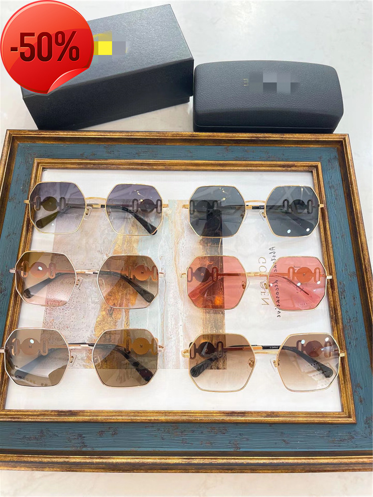 Designer Sunglasses 22ss New Ve Home Metal Sunglass Ins Windnet Red Same Ve2248 Polygon Fashion Sunglass Women
Designer Sunglasses 22ss New Ve Home Metal Sunglass Ins Windnet Red Same Ve2248 Polygon Fashion Sunglass Women