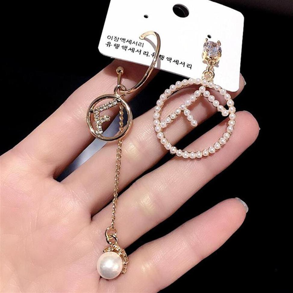 Fashion Women 18K Gold Plated Designer Earrings Ear Stud Designers Brand Temperament Crystal Rhinestone Pearl Earring Wedding Part191q206h
Fashion Women 18K Gold Plated Designer Earrings Ear Stud Designers Brand Temperament Crystal Rhinestone Pearl Earring Wedding Part191q206h