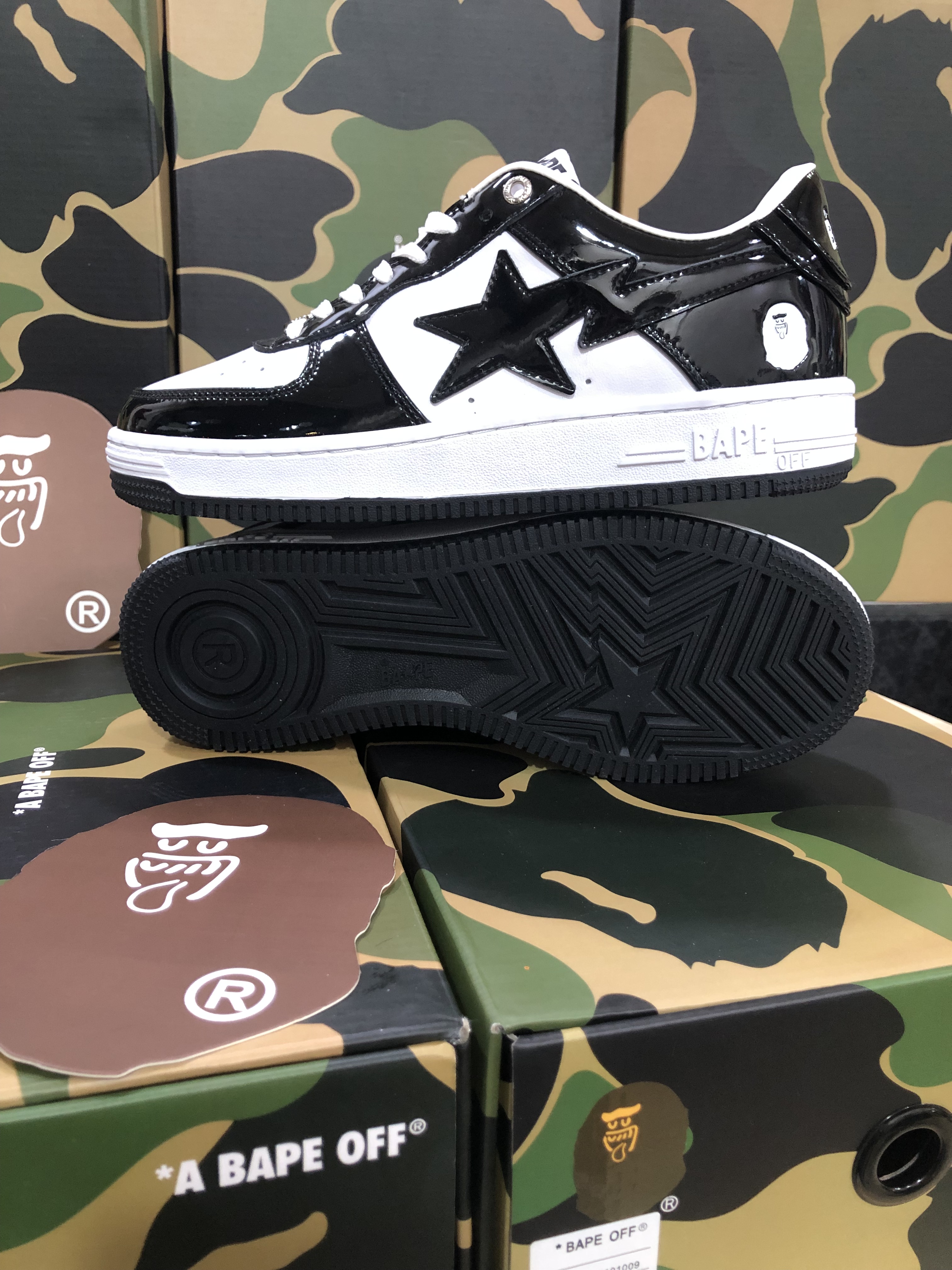 Women 'S Men 'S Sneakers Flat Bottom Reflective Soft Soles Sk8S White Green Red Black Yellow Luxury Low-Top Abc Camo bape off Running Shoes, R111
Women 'S Men 'S Sneakers Flat Bottom Reflective Soft Soles Sk8S White Green Red Black Yellow Luxury Low-Top Abc Camo bape off Running Shoes, R111
