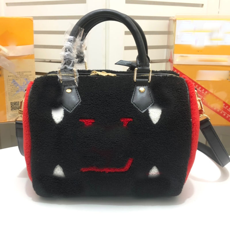 Lamb Hair Pillow Bag Women Handbag Purse SPEEDY Totes Fashion Letters Furry Star Round Print Winter Teddy Bags Gold Hardware Zipper Closure Interior Zipper Pocket, Box
Lamb Hair Pillow Bag Women Handbag Purse SPEEDY Totes Fashion Letters Furry Star Round Print Winter Teddy Bags Gold Hardware Zipper Closure Interior Zipper Pocket, Box