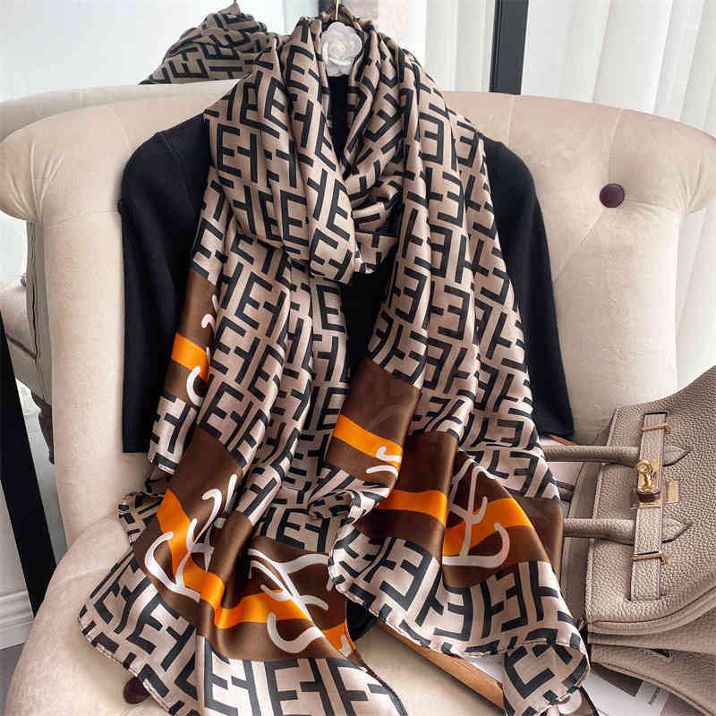 Classic Style 2022 women's new satin thin shawl beach decoration versatile imitation silk scarf
Classic Style 2022 women's new satin thin shawl beach decoration versatile imitation silk scarf