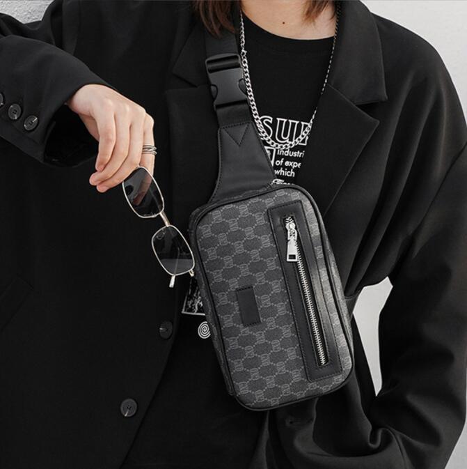 Luxurys Designers BUMBAG Women Bum Bags Mono Belt Waist Chest Bag Fashion Crossbody Classic Cross Body Handbags Empreint Leather Lady Shoulder Purse