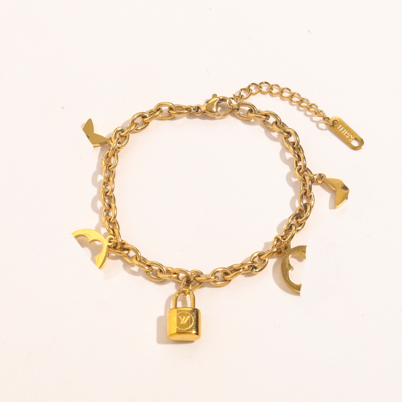 Stainless steel Women Bracelets Bangle 18K Gold Plated Bracelet Wristband Cuff Chain Letter Pendant Love Gift Wedding Jewelry Lock Pendant
Stainless steel Women Bracelets Bangle 18K Gold Plated Bracelet Wristband Cuff Chain Letter Pendant Love Gift Wedding Jewelry Lock Pendant