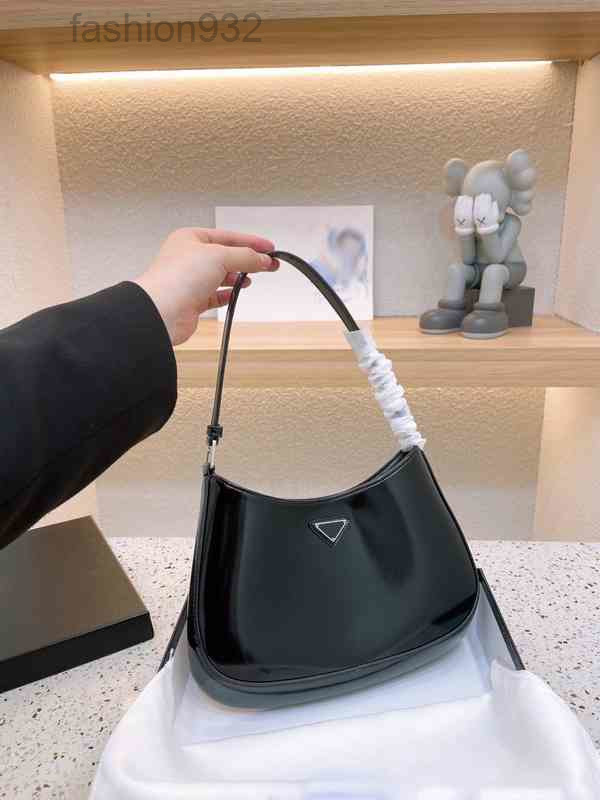 Evening Bags Underarm Bag Crossbody Wallet for Women Brand Designer Shoulder Clutch Fashion Single Messengers Purses 220531
Evening Bags Underarm Bag Crossbody Wallet for Women Brand Designer Shoulder Clutch Fashion Single Messengers Purses 220531