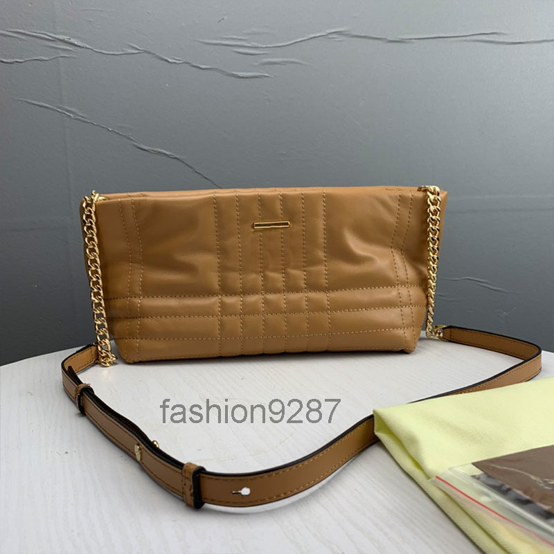Lola Crossbody Bag Women Quilting Handbags Shoulder Bags Sheepskin Zipper Closure Fashion Letters Inset Pocket High Quality Clutch Plain Wallet 2022
Lola Crossbody Bag Women Quilting Handbags Shoulder Bags Sheepskin Zipper Closure Fashion Letters Inset Pocket High Quality Clutch Plain Wallet 2022
