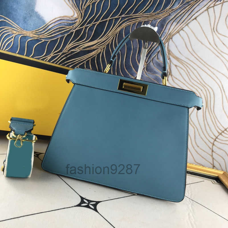 Handbags Shopping Bags Shoulder Crossbody Leather F x la medusa sunshine roma tote rse wallet coin holder Hobo rses baguette 0001H 2022, 00
Handbags Shopping Bags Shoulder Crossbody Leather F x la medusa sunshine roma tote rse wallet coin holder Hobo rses baguette 0001H 2022, 00