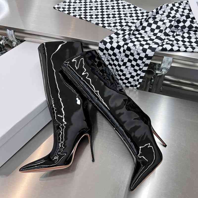 Boots Knee length boots women's thin heel pointed Amina muaddi high patent leather black barrel single, 2# shoe box
Boots Knee length boots women's thin heel pointed Amina muaddi high patent leather black barrel single, 2# shoe box