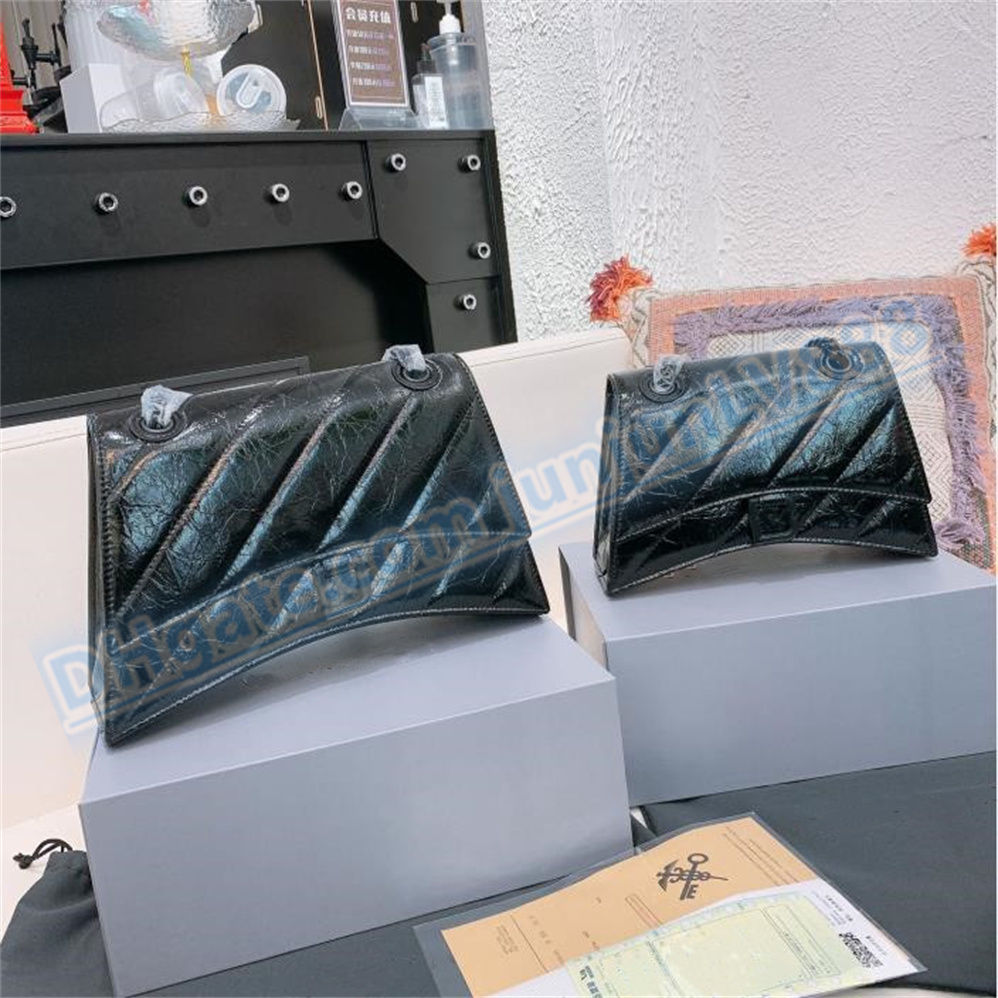 High Genuine Leather Luxury Designer crossbody Bags Shoulder tote bag Clutch Bags Purses fashion Womens Messenger Pochette cowhide Clutch chain lady purse, Paper box
High Genuine Leather Luxury Designer crossbody Bags Shoulder tote bag Clutch Bags Purses fashion Womens Messenger Pochette cowhide Clutch chain lady purse, Paper box