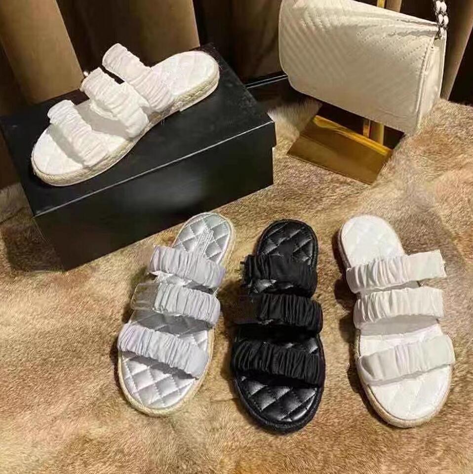 Summer New Style Flat Bottom Slippers Fashion Metal Buckle Hemp Rope Sole Sandals Women's Leisure Beach Sandals Designer Scuffs Slipper, Not for individual sale
Summer New Style Flat Bottom Slippers Fashion Metal Buckle Hemp Rope Sole Sandals Women's Leisure Beach Sandals Designer Scuffs Slipper, Not for individual sale