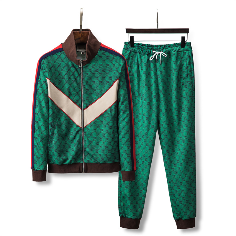 Fashion Designer Autumn and winter Mens Tracksuits Set Jogging Zipped jacket Pants 2 Piece Outdoor Sportswear Suit Street Hip Hop Wear track suit essential
Fashion Designer Autumn and winter Mens Tracksuits Set Jogging Zipped jacket Pants 2 Piece Outdoor Sportswear Suit Street Hip Hop Wear track suit essential