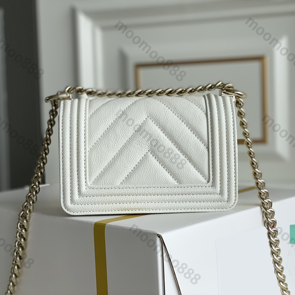 10A Top Tier Mirror Quality Chevron Boy Bag Mini Luxury Designer Handbag Women Real Leather Caviar Quilted Purse Flap Bag Black Shoulder Box Gold Bags Wallet On Chain, Upload pics to contact us
10A Top Tier Mirror Quality Chevron Boy Bag Mini Luxury Designer Handbag Women Real Leather Caviar Quilted Purse Flap Bag Black Shoulder Box Gold Bags Wallet On Chain, Upload pics to contact us