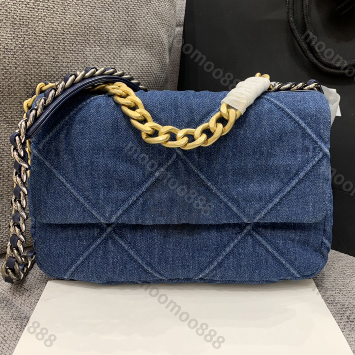 10A Top Tier Mirror Quality 19 Flap Bags Small 26cm Blue Denim Quilted Flap Purse Luxury Designer Womens Crossbody Shoulder Gold Strap Box Chian Bag Medium Handbag, Blue denim #2
10A Top Tier Mirror Quality 19 Flap Bags Small 26cm Blue Denim Quilted Flap Purse Luxury Designer Womens Crossbody Shoulder Gold Strap Box Chian Bag Medium Handbag, Blue denim #2