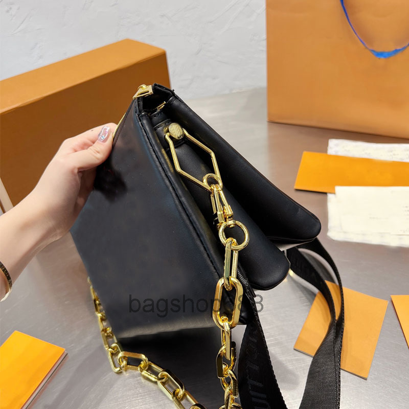 designer bags Bag Clutch Crossbody Bags Letter Printing Shoulder Handbags Purse Fashion Women Toiletry Kits Metal Hardware Chain Adjustable 2022
designer bags Bag Clutch Crossbody Bags Letter Printing Shoulder Handbags Purse Fashion Women Toiletry Kits Metal Hardware Chain Adjustable 2022