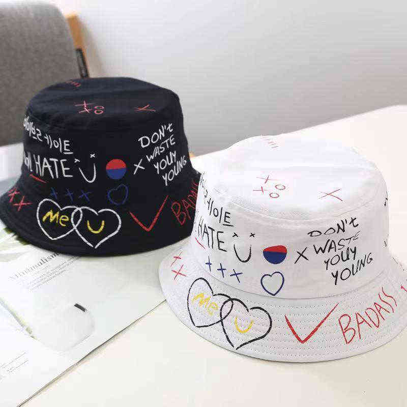Wide Brim Hats Designer bucket hat luxurys bucket hats Solid color Pattern letter sunhats fashion casual temperament hundred take sun caps travel shopping climbing, Box
Wide Brim Hats Designer bucket hat luxurys bucket hats Solid color Pattern letter sunhats fashion casual temperament hundred take sun caps travel shopping climbing, Box
