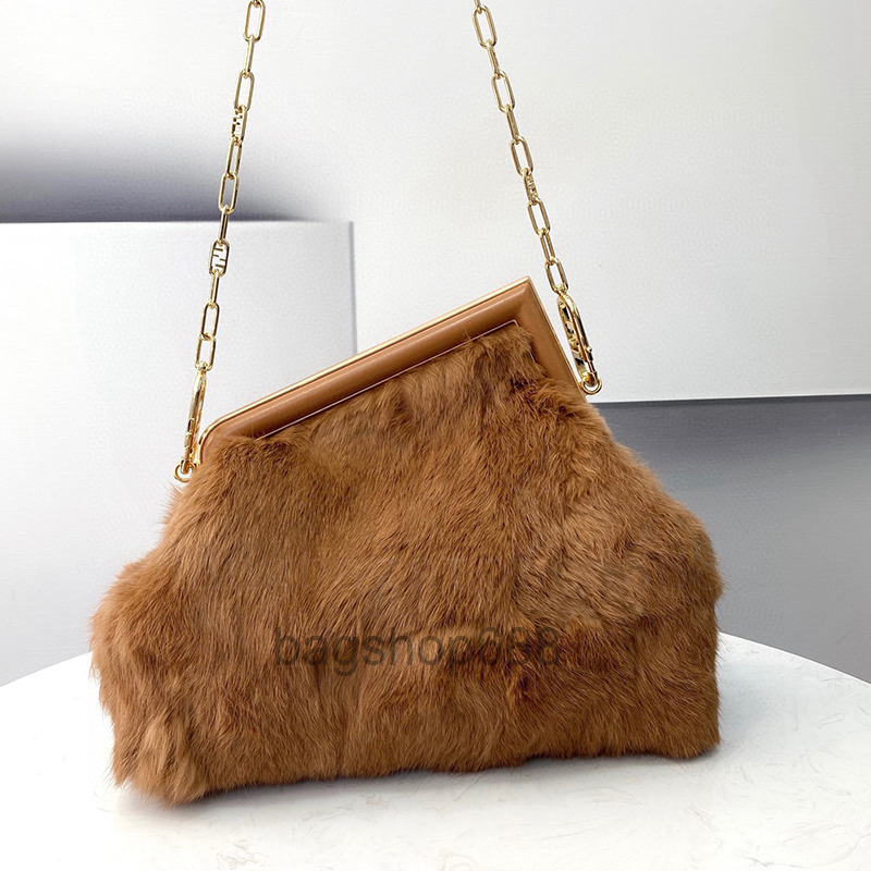 designer bag First F Hobos Leather Handbags Phone bags Woman Lady Designer Luxury Purse Wallet High Quality Classic Shoulder Crossbody Fashi, Red
designer bag First F Hobos Leather Handbags Phone bags Woman Lady Designer Luxury Purse Wallet High Quality Classic Shoulder Crossbody Fashi, Red