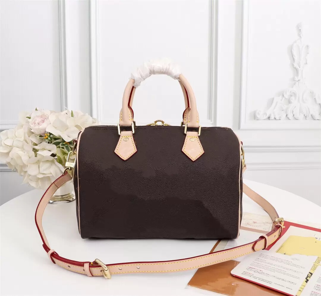 Designers Womens Messenger Travel bag Classic Style Fashion Shoulder Bag Luxurys Lady Totes Leather Handbags Speedy 30CM M41526, Extra fee (are not sold separately)
Designers Womens Messenger Travel bag Classic Style Fashion Shoulder Bag Luxurys Lady Totes Leather Handbags Speedy 30CM M41526, Extra fee (are not sold separately)