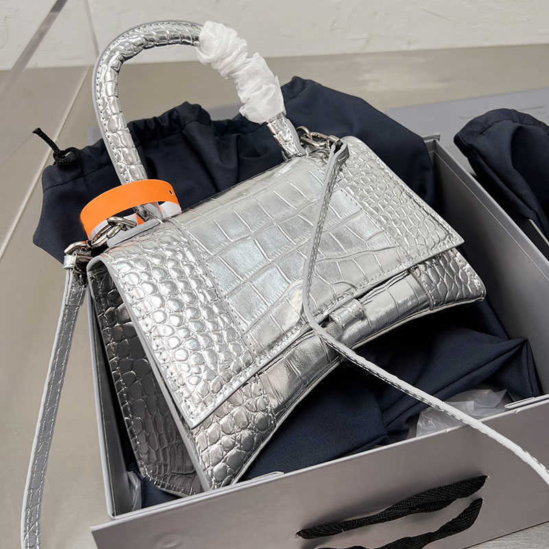 Hourglass Bag Tote Bags Shoulder Cross Body Handbag Women Genuine Leather Crocodile Pattern Hardware Letter Buckle Flap Purse Removable Strap Wallet 2022, 00
Hourglass Bag Tote Bags Shoulder Cross Body Handbag Women Genuine Leather Crocodile Pattern Hardware Letter Buckle Flap Purse Removable Strap Wallet 2022, 00
