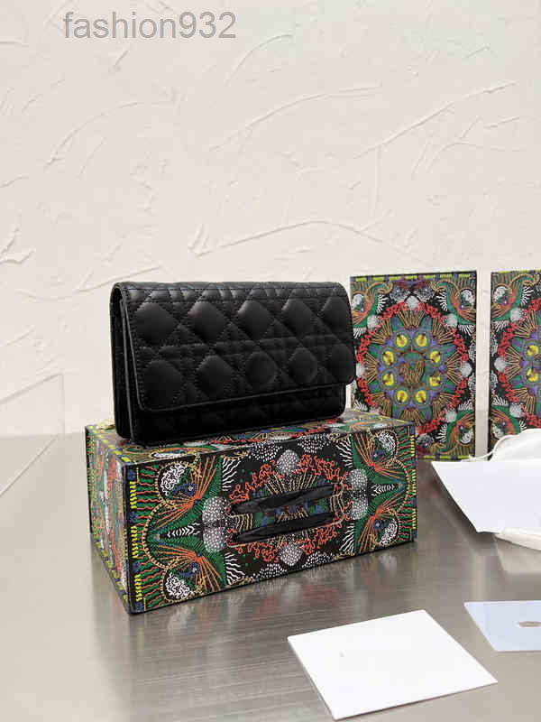 Evening Bags Luxury Brand Clutch Silver Chain Bags Women Handbag Shoulder Leather Designer Crossbody Female Purses 220304
Evening Bags Luxury Brand Clutch Silver Chain Bags Women Handbag Shoulder Leather Designer Crossbody Female Purses 220304