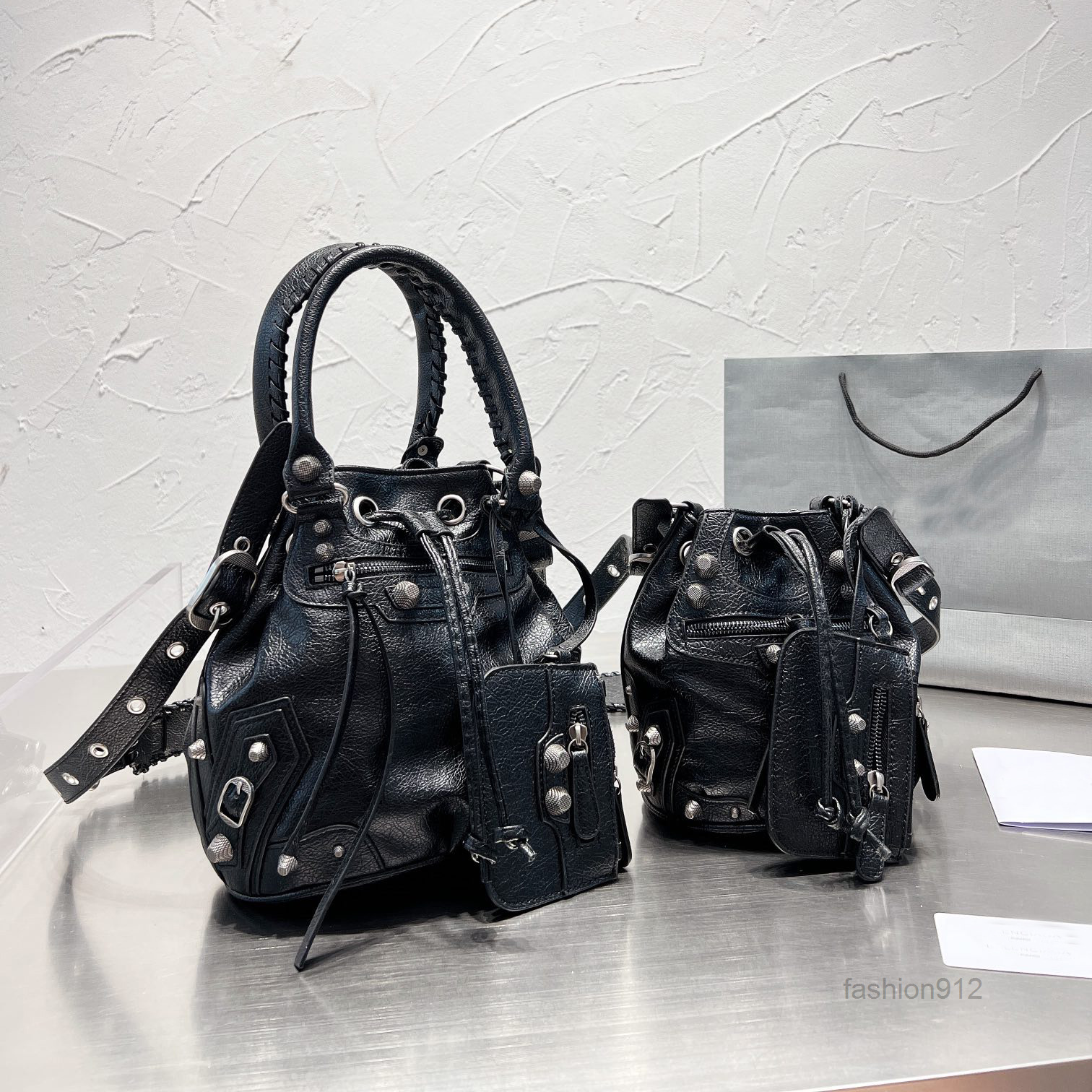 Evening Bags Crochet Bucket Bag Cool Girls Crossbody Shoulder Bags Mini Tote Bags Top Quality Real LeatherMulti Pochette
Evening Bags Crochet Bucket Bag Cool Girls Crossbody Shoulder Bags Mini Tote Bags Top Quality Real LeatherMulti Pochette