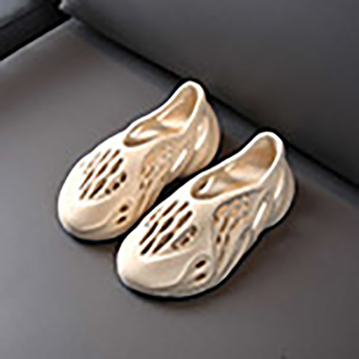 Foam Lightweight Hole Children Water Shoes Boys Girls Fashion Beach Summer Sandals Baby Toddler Little Big Kids Designer Slides X0719, Yellow
Foam Lightweight Hole Children Water Shoes Boys Girls Fashion Beach Summer Sandals Baby Toddler Little Big Kids Designer Slides X0719, Yellow