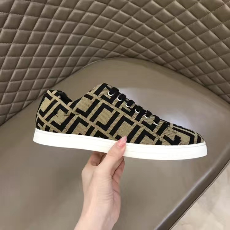 2022 High-quality FF shoes men designer double lace-up casual shoes for men sneakers comfortable beautiful Classic timeless 05
2022 High-quality FF shoes men designer double lace-up casual shoes for men sneakers comfortable beautiful Classic timeless 05