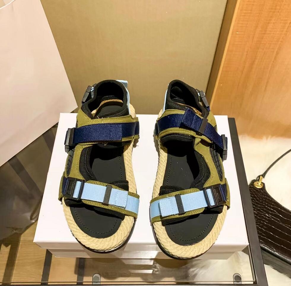 Hemp Rope Weave Sandal Fashion Women's Summer Thick-Soled Sandals Paris Designer Slipper Luxury Women Outdoor Leisure Sandbeach Shoes Sandal, Not for individual sale
Hemp Rope Weave Sandal Fashion Women's Summer Thick-Soled Sandals Paris Designer Slipper Luxury Women Outdoor Leisure Sandbeach Shoes Sandal, Not for individual sale