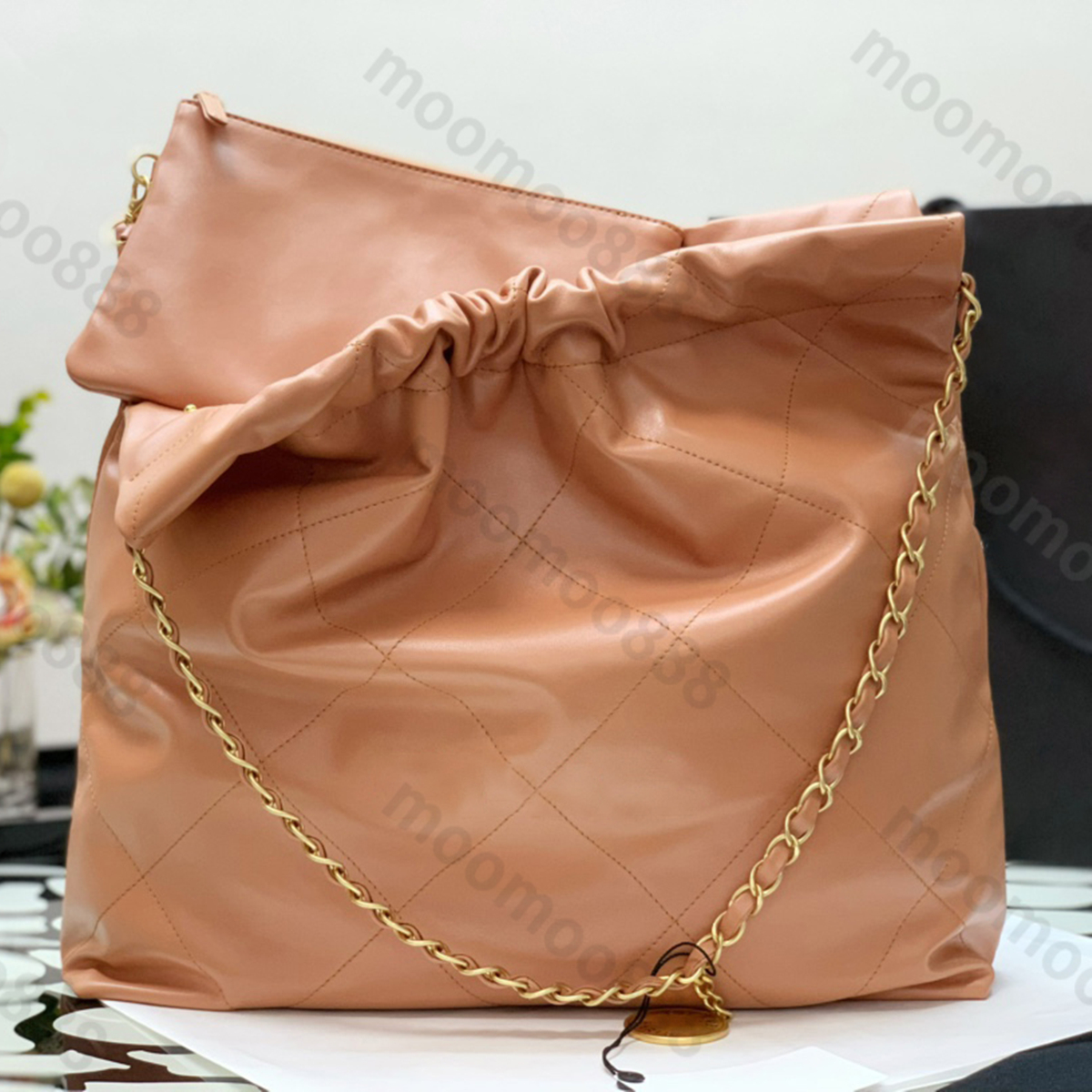 10A Top Tier Mirror Quality 22 Quilted Tote Handbag Women 39 Medium Shopping Bag Real Leather Bucket Caramel Luxury Designer Calfskin Shoulder Sliver Chain Bag, Green real leather
10A Top Tier Mirror Quality 22 Quilted Tote Handbag Women 39 Medium Shopping Bag Real Leather Bucket Caramel Luxury Designer Calfskin Shoulder Sliver Chain Bag, Green real leather