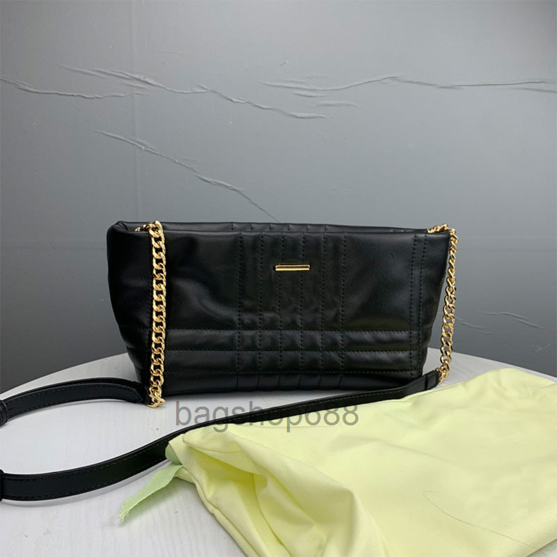 designer bags Crossbody Lola Bag Women Quilting Hand bags Shoulder Bags Sheepskin Zipper Closure Fashion Letters Inset Pocket Quality
designer bags Crossbody Lola Bag Women Quilting Hand bags Shoulder Bags Sheepskin Zipper Closure Fashion Letters Inset Pocket Quality