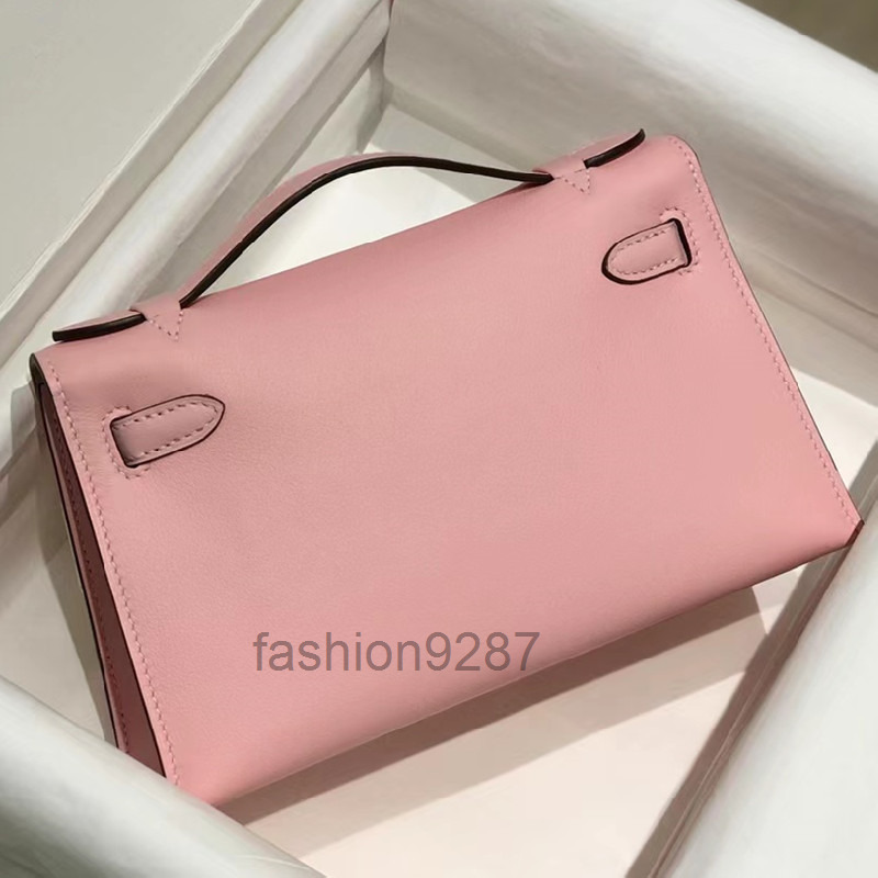9A top lock bag ladies clutch handba bag handmade luxury designer classic fashion swift leather strapless mini h 2022, Yellow
9A top lock bag ladies clutch handba bag handmade luxury designer classic fashion swift leather strapless mini h 2022, Yellow