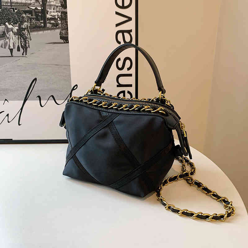 2022 new Crossbody handbag small fragrance nylon dumpling bag versatile sling one shoulder bag chain bag, Black
2022 new Crossbody handbag small fragrance nylon dumpling bag versatile sling one shoulder bag chain bag, Black